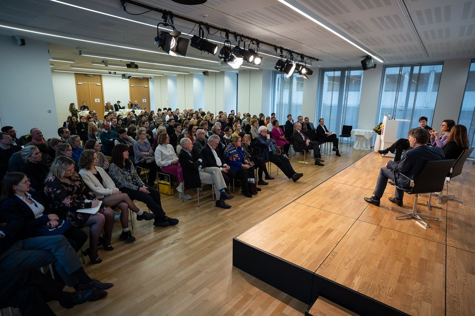 27. Crisis Talk © Hessische Landesvertretung Brüssel / Zacarias Garcia Blick ins Publikum